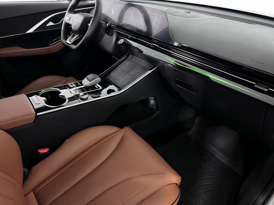 Omoda C5 I Калининград  - изображение 13