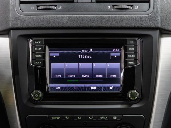 Skoda Yeti I Рестайлинг с пробегом 2016 года, цена 1 248 000 рублей, 130543 км, внедорожник, Автокод Объявления