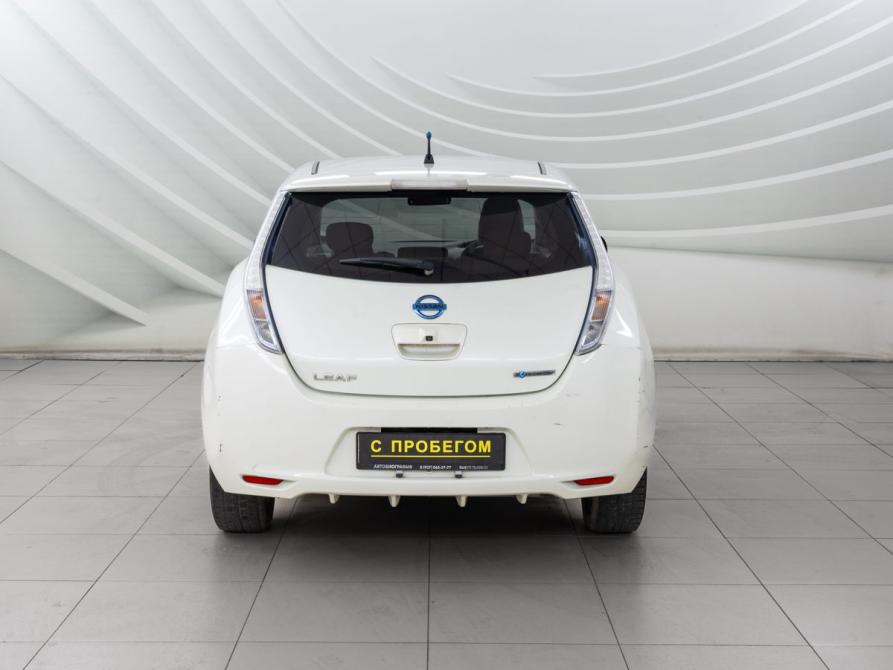 Nissan Leaf I (ZE0/AZE0) Волгоград  - изображение 6
