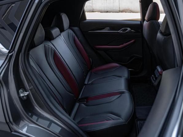 Geely Coolray I Рестайлинг с пробегом 2023 года, цена 1 870 000 рублей, 34506 км, внедорожник, Автокод Объявления