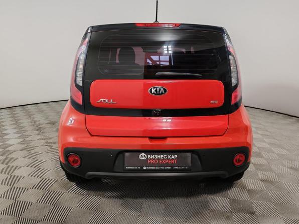 Kia Soul II Рестайлинг с пробегом 2017 года, цена 1 299 000 рублей, 110001 км, хэтчбек, Автокод Объявления