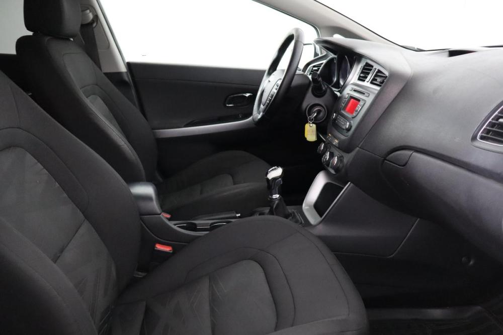 Kia Ceed II Санкт-Петербург  - изображение 11