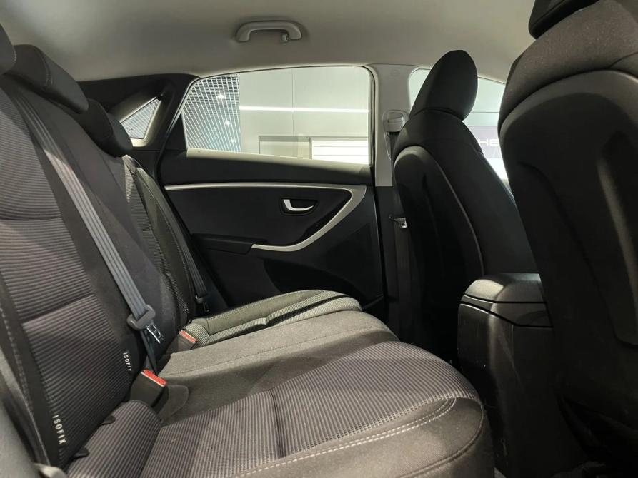 Hyundai i30 II Москва  - изображение 12