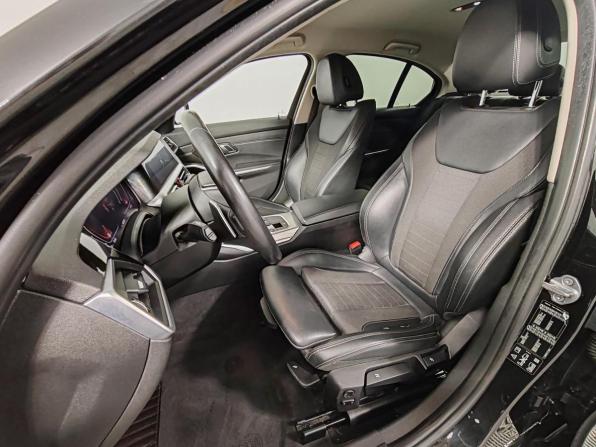 BMW 3 серии VII (G2x) с пробегом 2019 года, цена 3 095 000 рублей, 182031 км, седан, Автокод Объявления