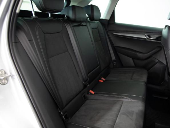 Skoda Karoq I с пробегом 2020 года, цена 2 249 000 рублей, 94350 км, внедорожник, Автокод Объявления
