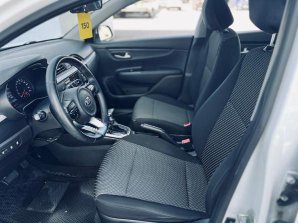 Kia Rio IV с пробегом 2018 года, цена 940 000 рублей, 200000 км, седан, Автокод Объявления