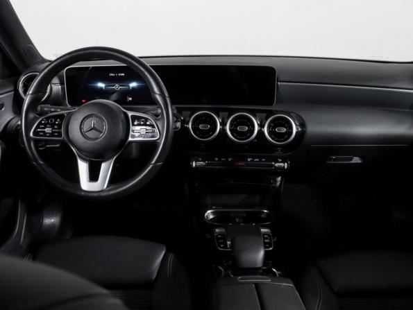 Mercedes-Benz A-Класс IV (W177) с пробегом 2018 года, цена 2 199 000 рублей, 81700 км, хэтчбек, Автокод Объявления