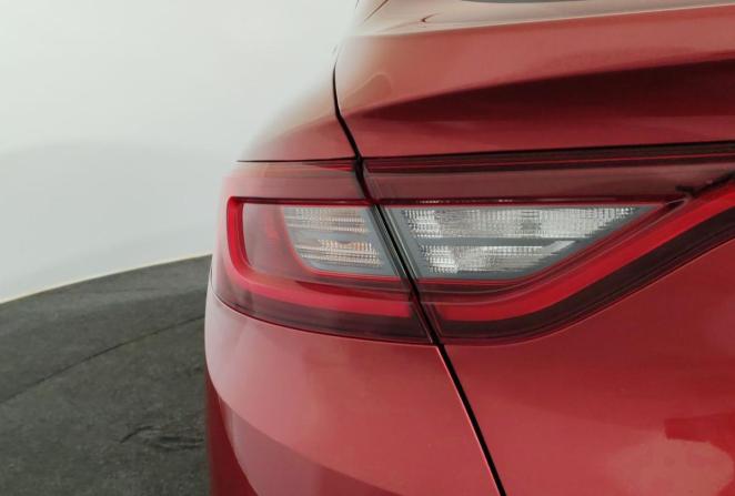 Renault Arkana I с пробегом 2019 года, цена 1 590 000 рублей, 103900 км, внедорожник, Автокод Объявления