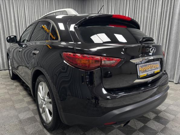 Infiniti FX II (S51) Рестайлинг с пробегом 2012 года, цена 1 800 000 рублей, 181557 км, внедорожник, Автокод Объявления