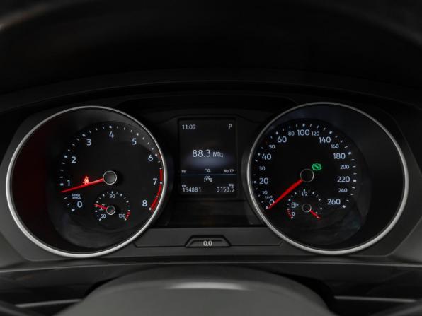 Volkswagen Tiguan II Рестайлинг с пробегом 2021 года, цена 1 990 000 рублей, 154877 км, внедорожник, Автокод Объявления