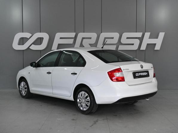 Skoda Rapid I с пробегом 2015 года, цена 850 000 рублей, 179182 км, лифтбек, Автокод Объявления