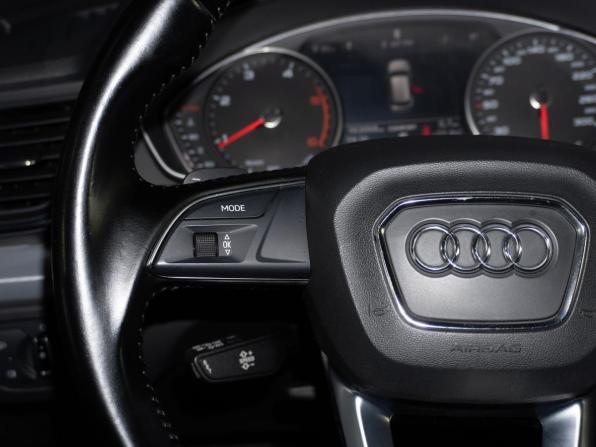 Audi Q5 II (FY) с пробегом 2017 года, цена 2 999 000 рублей, 160000 км, внедорожник, Автокод Объявления