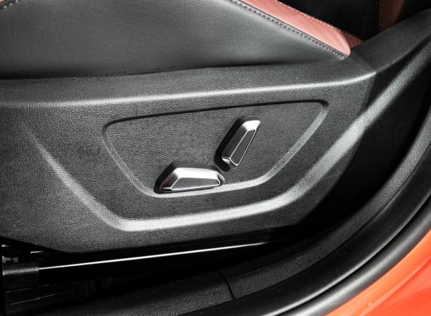 Geely Coolray I с пробегом 2023 года, цена 1 590 900 рублей, 54000 км, внедорожник, Автокод Объявления