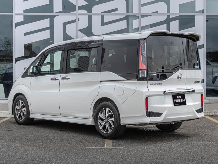 Honda Stepwgn V Краснодар  - изображение 2