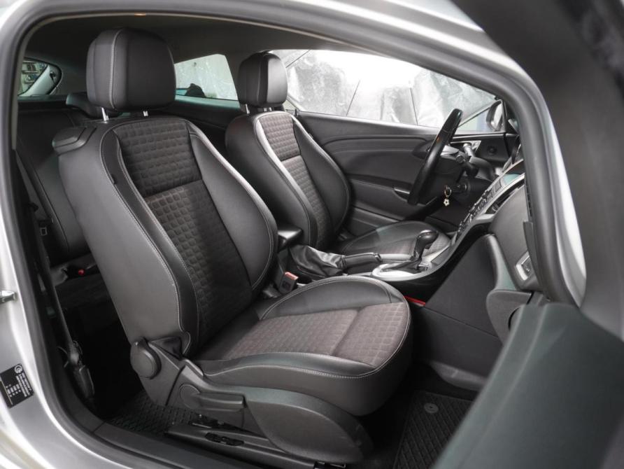 Opel Astra J Рестайлинг Воронеж  - изображение 8