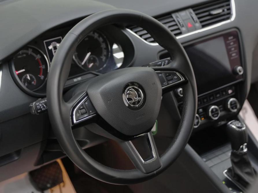 Skoda Octavia III (A7) Рестайлинг Москва  - изображение 5