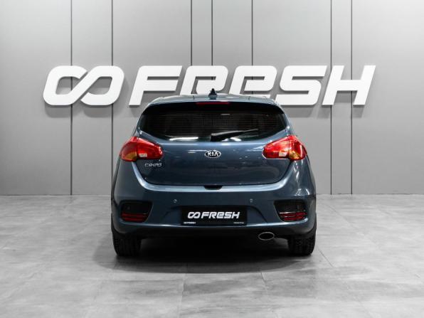 Kia Ceed II Рестайлинг с пробегом 2017 года, цена 1 369 000 рублей, 114740 км, хэтчбек, Автокод Объявления