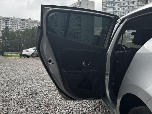 Renault Megane III Рестайлинг с пробегом 2014 года, цена 750 000 рублей, 130000 км, хэтчбек, Автокод Объявления