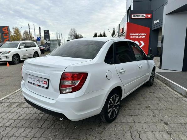 Lada (ВАЗ) Granta I Рестайлинг с пробегом 2024 года, цена 898 149 рублей, 45737 км, седан, Автокод Объявления