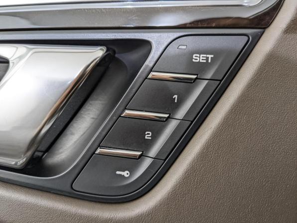 Porsche Macan I с пробегом 2015 года, цена 2 550 000 рублей, 114440 км, внедорожник, Автокод Объявления