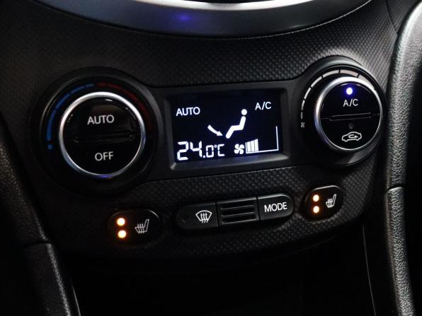 Hyundai Solaris I Рестайлинг с пробегом 2015 года, цена 1 109 000 рублей, 119222 км, седан, Автокод Объявления