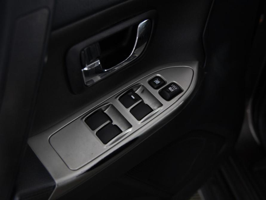Mitsubishi Pajero IV Рестайлинг 1 Санкт-Петербург  - изображение 18