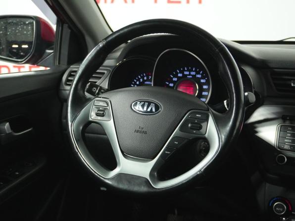 Kia Rio III Рестайлинг с пробегом 2017 года, цена 1 096 000 рублей, 100524 км, седан, Автокод Объявления