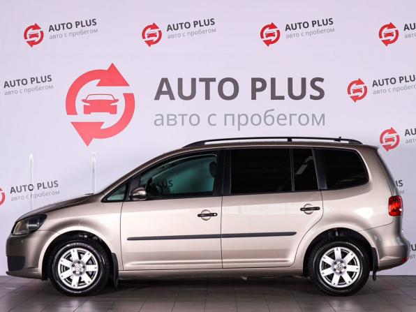 Volkswagen Touran I Рестайлинг 2 с пробегом 2013 года, цена 1 250 000 рублей, 261730 км, компактвэн, Автокод Объявления
