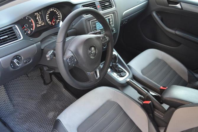 Volkswagen Jetta VI с пробегом 2014 года, цена 1 150 000 рублей, 242950 км, седан, Автокод Объявления