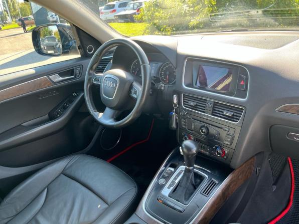 Audi Q5 I (8R) с пробегом 2009 года, цена 1 000 000 рублей, 206217 км, внедорожник, Автокод Объявления