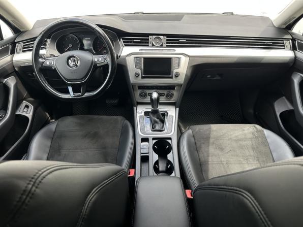 Volkswagen Passat B8 с пробегом 2016 года, цена 1 650 000 рублей, 159758 км, седан, Автокод Объявления