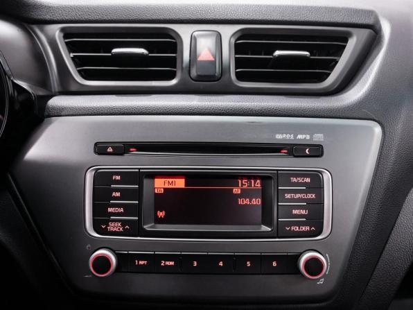 Kia Rio III Рестайлинг с пробегом 2016 года, цена 1 050 000 рублей, 144000 км, седан, Автокод Объявления