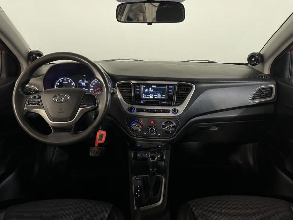 Hyundai Solaris II с пробегом 2017 года, цена 899 900 рублей, 151818 км, седан, Автокод Объявления