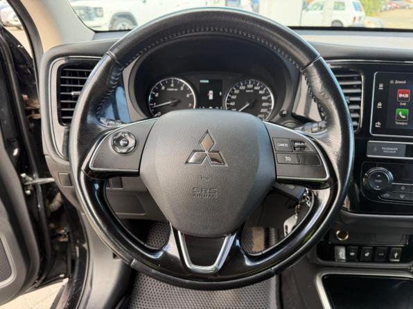 Mitsubishi Outlander III Рестайлинг 3 с пробегом 2019 года, цена 2 100 000 рублей, 104101 км, внедорожник, Автокод Объявления