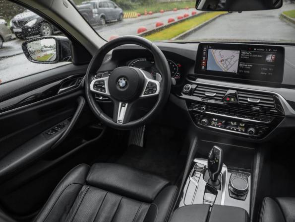 BMW 5 серии VII (G30/G31/G38) Рестайлинг с пробегом 2023 года, цена 5 250 000 рублей, 76577 км, седан, Автокод Объявления