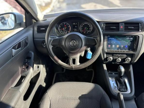 Volkswagen Jetta VI с пробегом 2013 года, цена 870 000 рублей, 305000 км, седан, Автокод Объявления