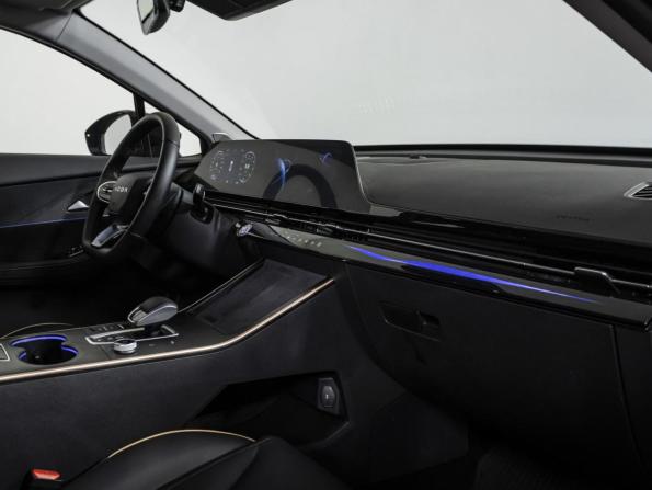 Omoda C5 I Рестайлинг с пробегом 2024 года, цена 2 048 000 рублей, 8676 км, внедорожник, Автокод Объявления