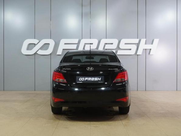 Hyundai Solaris I Рестайлинг с пробегом 2014 года, цена 1 050 000 рублей, 198968 км, седан, Автокод Объявления