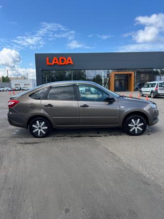 Lada (ВАЗ) Granta I Рестайлинг с пробегом 2019 года, цена 490 000 рублей, 143000 км, хэтчбек, Автокод Объявления