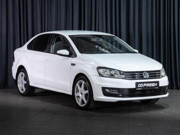 Volkswagen Polo V Рестайлинг с пробегом 2018 года, цена 1 035 000 рублей, 159384 км, седан, Автокод Объявления