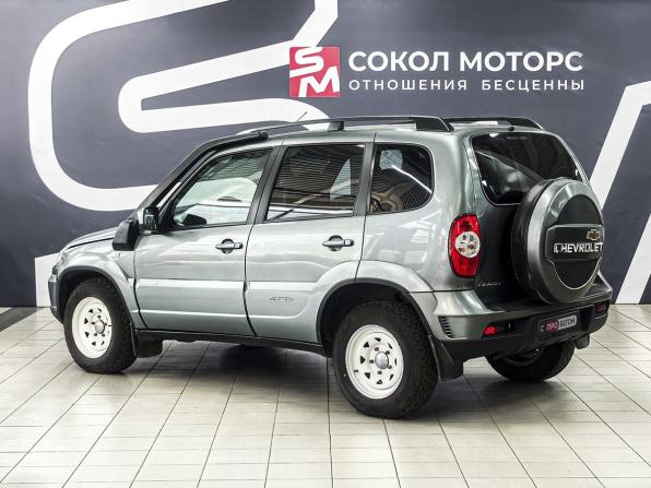 Chevrolet Niva I Рестайлинг с пробегом 2012 года, цена 569 900 рублей, 130000 км, внедорожник, Автокод Объявления