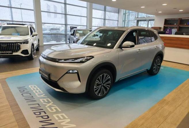 Новый Geely EX5 EM-i 2026 года, цена 3 969 990 рублей, внедорожник, Автокод Объявления