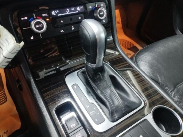 Volkswagen Touareg II Рестайлинг с пробегом 2014 года, цена 2 480 000 рублей, 191450 км, внедорожник, Автокод Объявления