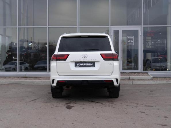Toyota Land Cruiser 300 Series с пробегом 2022 года, цена 11 700 000 рублей, 17568 км, внедорожник, Автокод Объявления