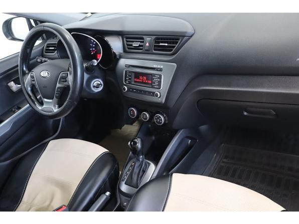 Kia Rio III Рестайлинг с пробегом 2015 года, цена 1 143 000 рублей, 93130 км, седан, Автокод Объявления