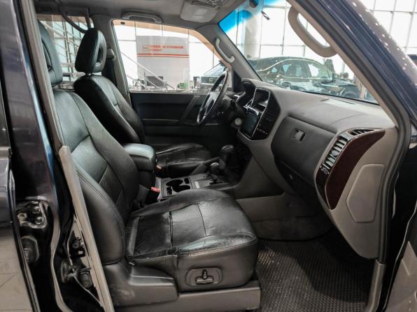 Mitsubishi Montero III с пробегом 2002 года, цена 550 000 рублей, 367055 км, внедорожник, Автокод Объявления
