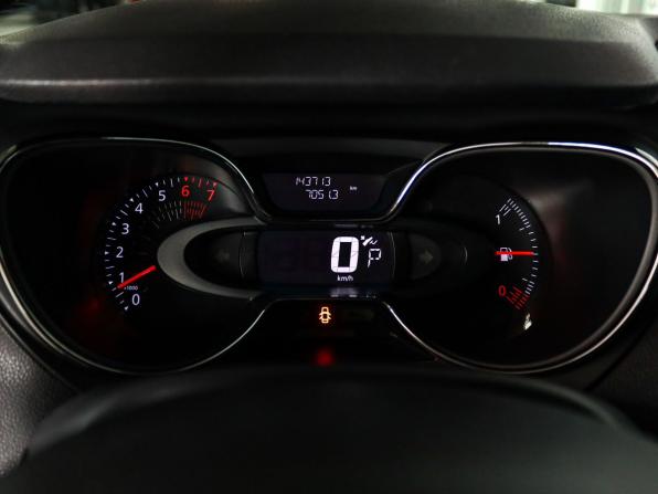 Renault Kaptur I с пробегом 2018 года, цена 1 350 000 рублей, 143620 км, внедорожник, Автокод Объявления