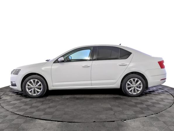 Skoda Octavia III (A7) Рестайлинг с пробегом 2019 года, цена 1 770 000 рублей, 94440 км, лифтбек, Автокод Объявления