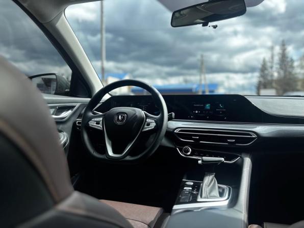 Changan Eado Plus с пробегом 2023 года, цена 1 700 000 рублей, 8827 км, седан, Автокод Объявления