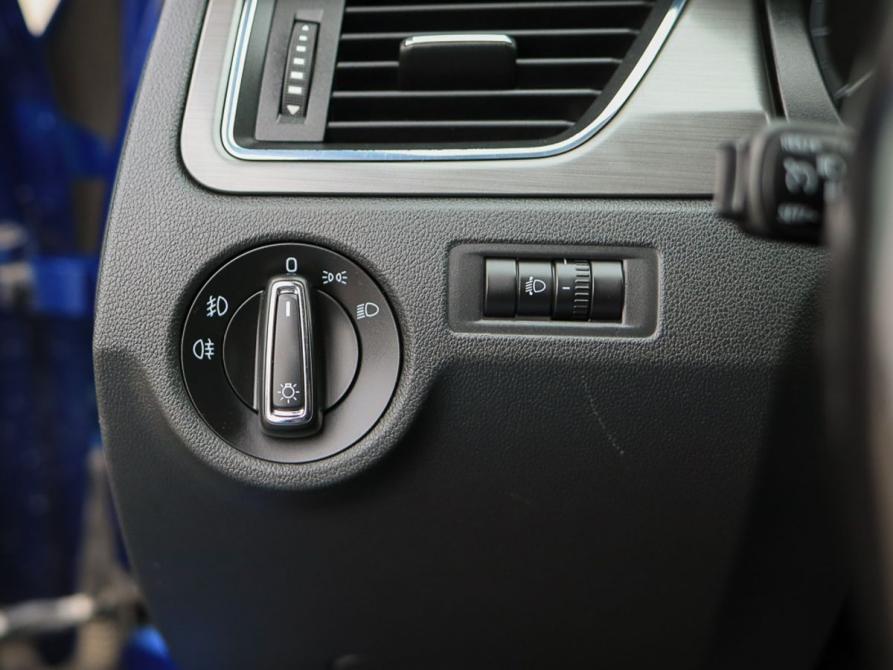 Skoda Rapid I Рестайлинг Новосибирск  - изображение 17